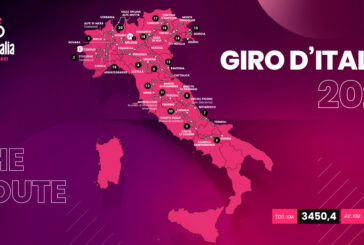 Magliette, cappellini e mascherina, il kit del Giro d’Italia per gli alunni