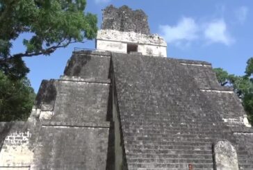 Guatemala, a Tikal le piramidi dei Maya