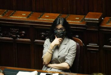 Droga, Dadone "Un giovane al giorno muore per overdose"