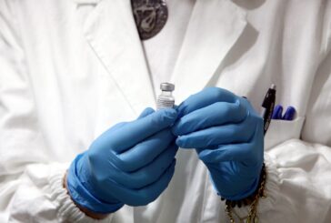 Vaccini, Tar del Lazio respinge l'istanza sul richiamo a 35 giorni