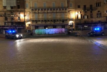 Festa in piena notte in centro a Siena: 13 sanzionati dalla GdF