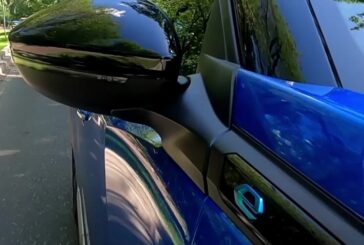 Peugeot e-208 e SUV e-2008, il futuro della mobilità elettrica