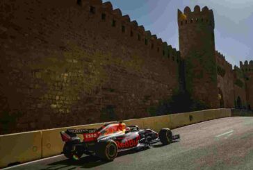 Perez sfreccia nelle libere a Baku, Sainz terzo davanti a Leclerc