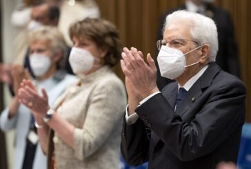 Covid, Mattarella "Mantenere alta l'attenzione"