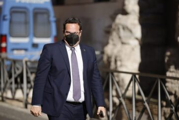 Durigon "Bloccare i licenziamenti solo per i settori più in crisi"