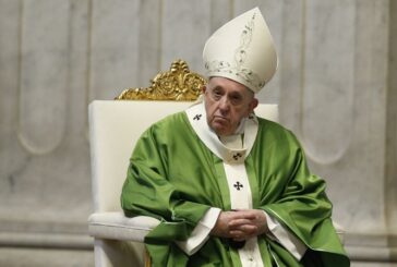 Papa "Povertà non frutto del destino ma conseguenza di egoismo"