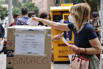 Lepore e Gualtieri vincono le primarie a Bologna e a Roma