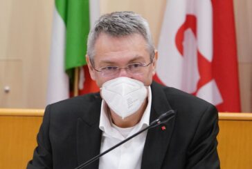 Landini "Lavoro ormai disprezzato, a rischio la tenuta democratica"