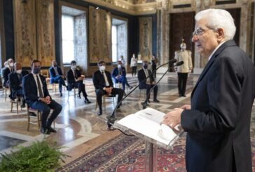 Mattarella "La pandemia non è sconfitta, l'impegno deve proseguire"