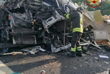 Incidente in A1: intervento dei Vigili del Fuoco