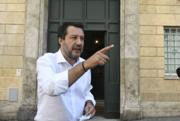 Carceri, Salvini "Chi sbaglia paga ma agenti non sono tutti macellai"