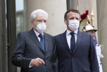 Mattarella all'Eliseo "Tra Italia e Francia un legame unico"