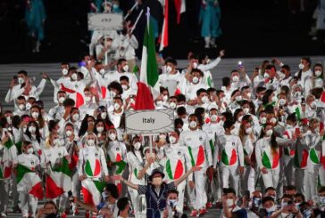 La cerimonia accende i Giochi e Tokyo prova a scacciare la paura Covid