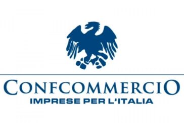 A maggio vendite al dettaglio in lieve crescita
