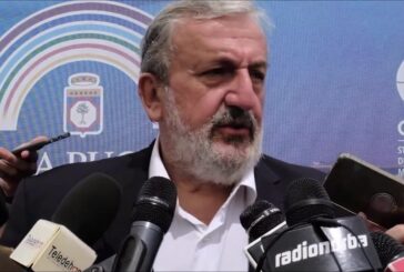 Emiliano “In Puglia abbiamo il mare più pulito d’Italia”