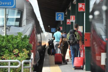 Sindacati "No al blocco dei treni, sosteniamo la campagna vaccinale"