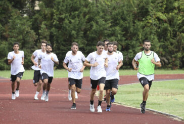 Il Siena calcio in campo contro il Covid