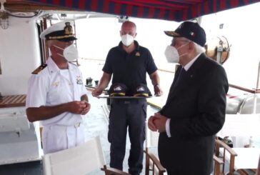 Mattarella visita la Nave Scuola Palinuro