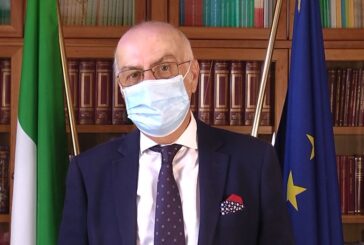 Vaccino, Rezza "Terza dose prima per chi tende a rispondere meno"
