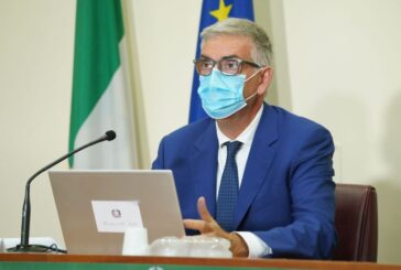 Covid, Brusaferro "Curva cala, in Italia circolazione più contenuta"