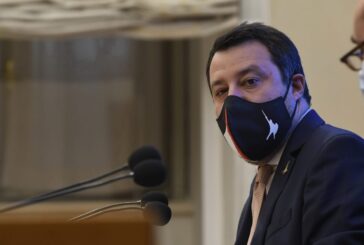 Salvini "Il reddito di cittadinanza vada solo a chi non può lavorare"