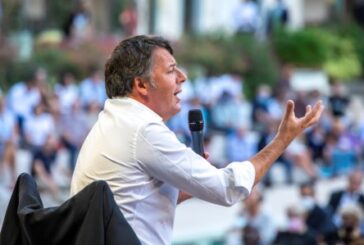 Renzi "Bonomi a gennaio tifava per Conte Ter, ora rispetti la politica"