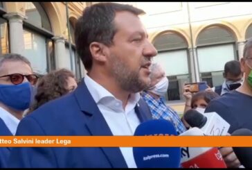 Vaccino, Salvini “Obbligo dovrebbe prevedere risarcimenti”
