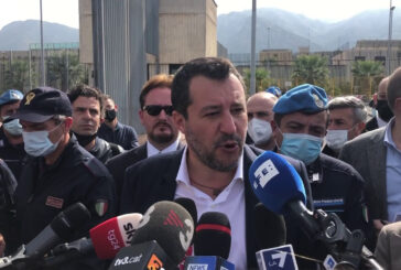 Salvini "Errore finanziare reddito cittadinanza e tagliare pensioni"