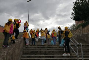 “Puliamo il mondo”: tappa a Quercegrossa con i bambini della scuola 