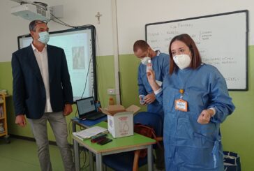 Test salivari a scuola, il via alla “Mattioli” di Siena
