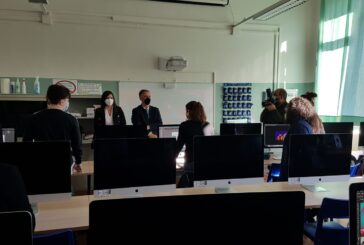 Caselli: Alessandra Nardini inaugura il laboratorio di grafica