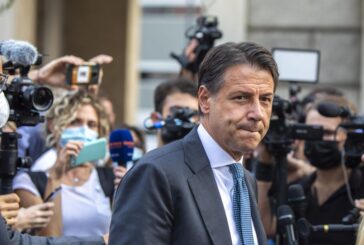 Rdc, Conte "Certa politica spara con disprezzo sulle misure di sostegno"