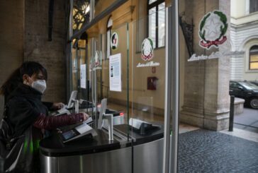 Nel 2020 lavoratori pubblici in crescita