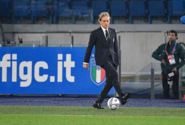 Mancini "C'è pressione ma andiamo a Belfast senza ansia"