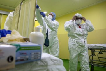 Covid, 7.698 nuovi casi e 74 decessi in 24 ore