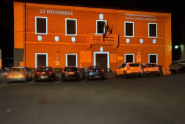Rapolano Terme: due panchine rosse per dire no alla violenza sulle donne