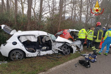 Due feriti in un incidente sulla provinciale 99
