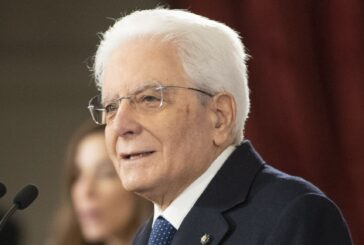 Mattarella "Servono fiducia e riforme per una crescita duratura"