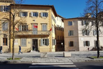 Installati i “monoliti” in via La Lizza