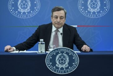 Governo, Draghi "Nessun rimpasto, la squadra va avanti"