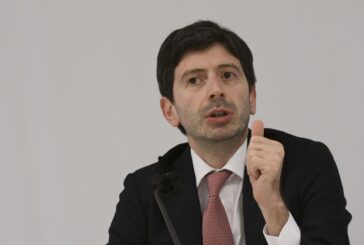 Covid, Speranza: "Possiamo guardare con fiducia al futuro"