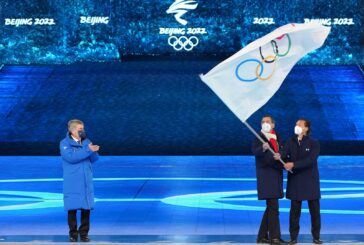 Pechino saluta i Giochi invernali, bandiera a Milano-Cortina 2026