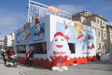 Kinder torna al Carnevale di Viareggio