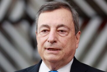 Draghi "Ucraina nazione amica, dialogo impossibile con la Russia"