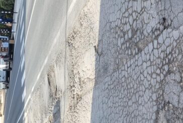 Cassia piena di buche e avvallamenti documentati da Papini