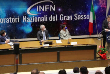 Draghi visita i laboratori del Gran Sasso