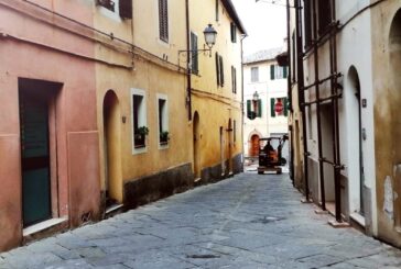 Castelnuovo: al via i lavori per la nuova pavimentazione di via Garibaldi