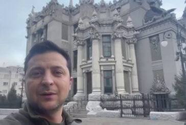 Ucraina, Zelensky "La lotta è qui, non deponete le armi"