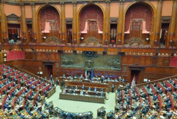 Ucraina, la Camera approva la risoluzione di maggioranza e di FdI