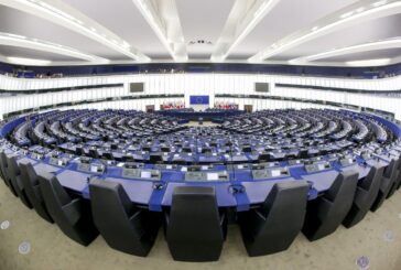 Il Parlamento Ue chiede un giro di vite contro i "passaporti d'oro"